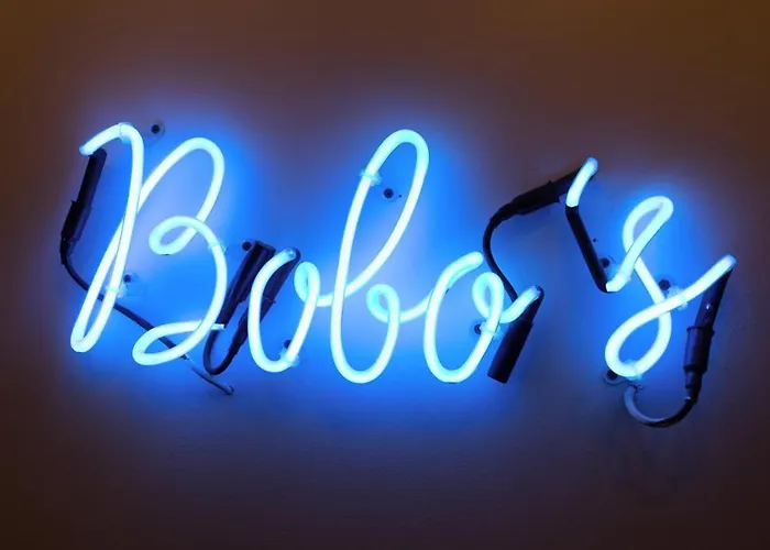 Bobo\'S Luxury Apartment